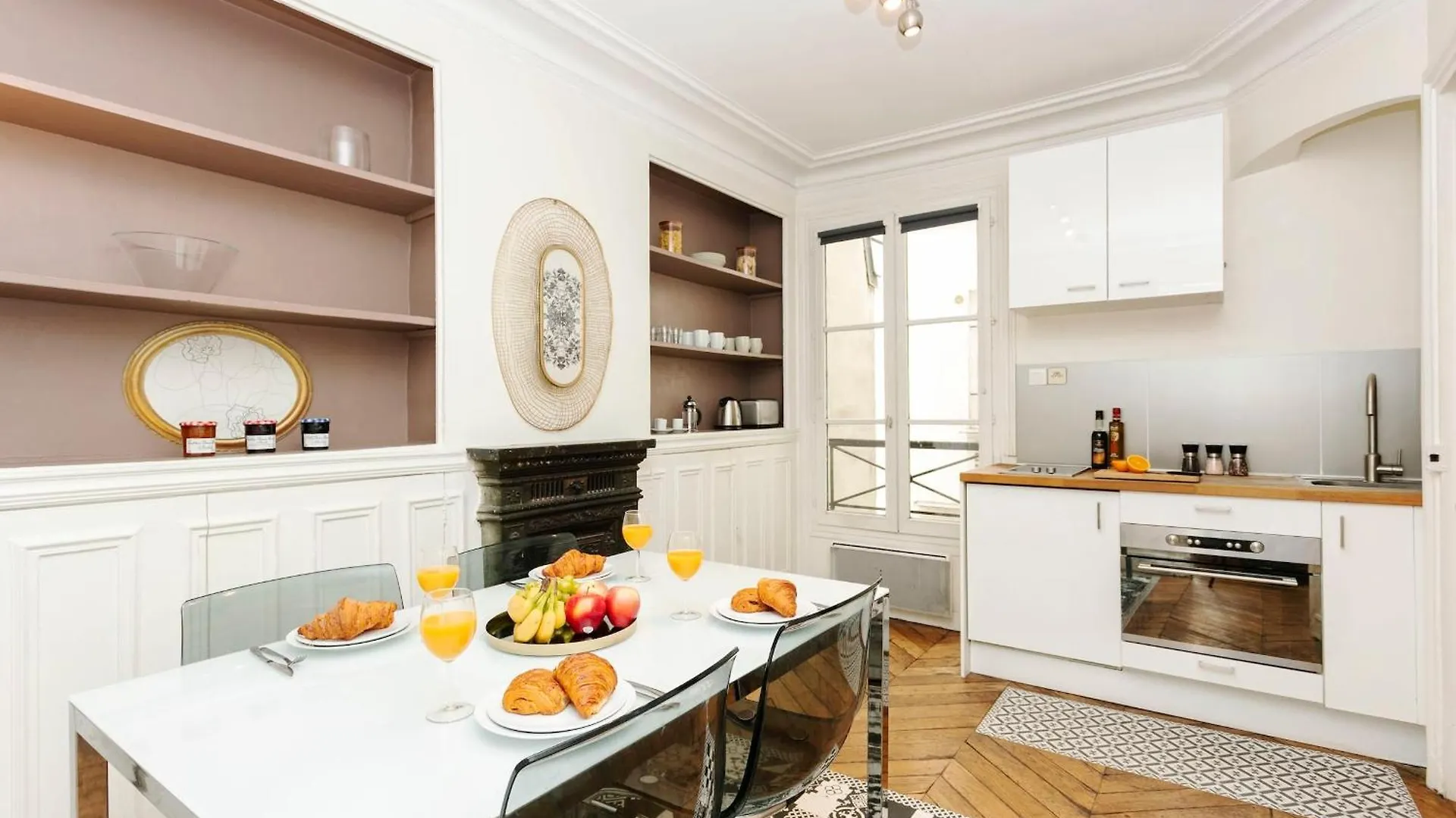 Bnbnova - Notre-Dame - 1Br With Balcony Paris France
