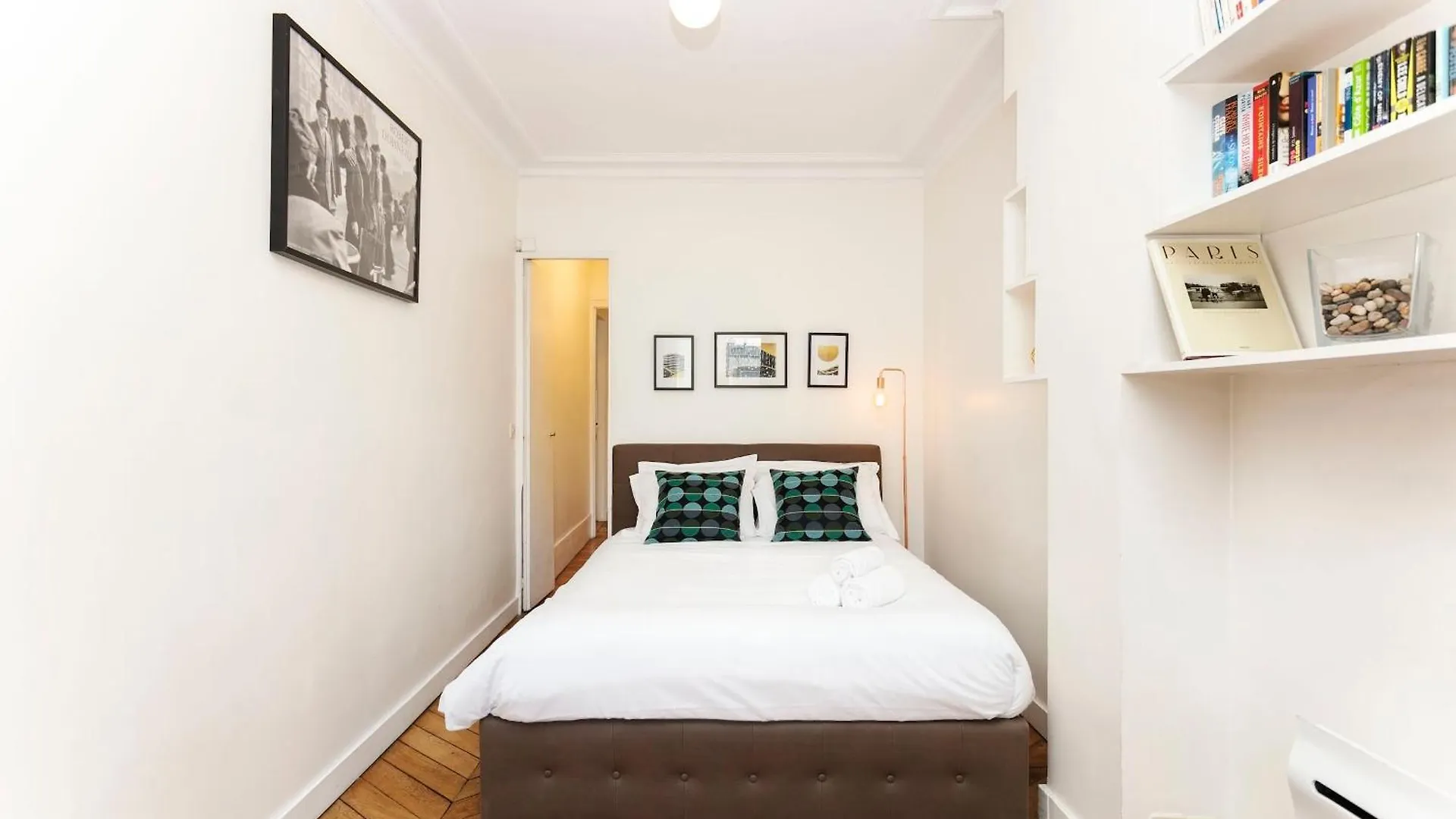 Bnbnova - Notre-Dame - 1Br With Balcony Paris France